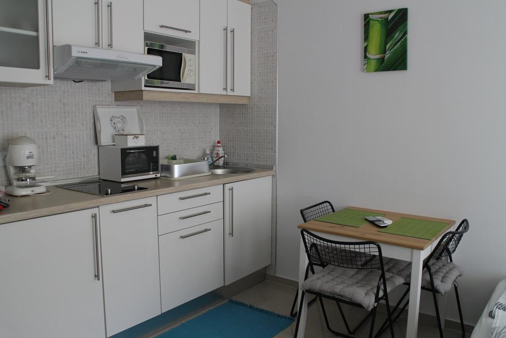 Bamboo Wellness Apartment Сиофок Екстериор снимка